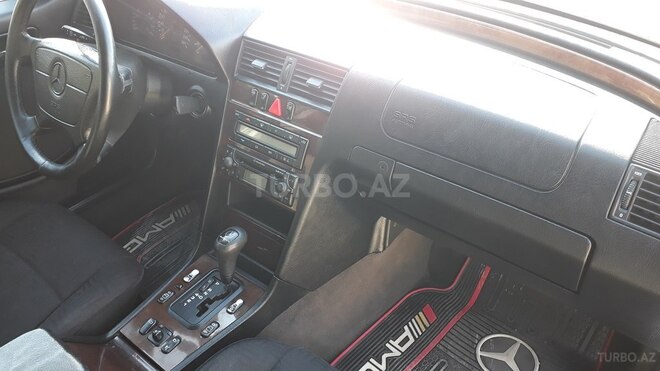 Mercedes C 200 1998, 260,200 km - 2.0 l - Gəncə