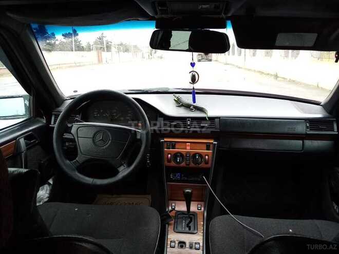 Mercedes E 300 1993, 53,000 km - 3.0 l - Bakı