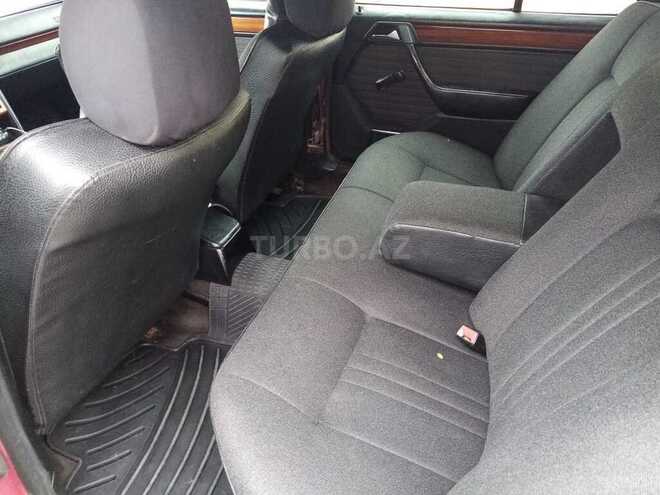 Mercedes E 300 1993, 53,000 km - 3.0 l - Bakı