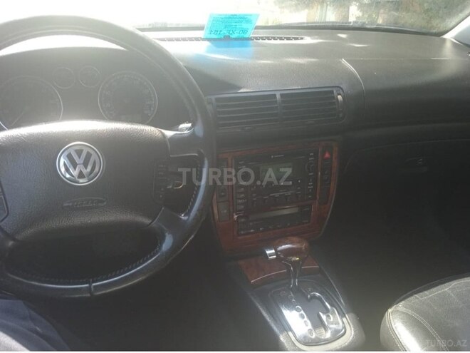 Volkswagen Passat 2003, 170,000 km - 2.8 л - Bakı