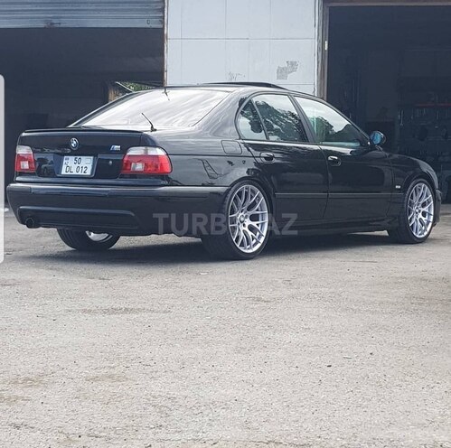 BMW 530 2001, 101,000 km - 3.0 l - Sumqayıt