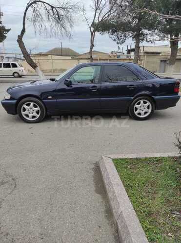 Mercedes C 220 1999, 430,000 km - 2.2 l - Bakı