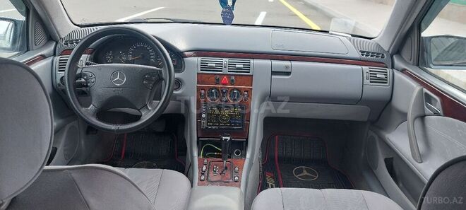 Mercedes E 240 2000, 463,539 km - 2.6 l - Gəncə
