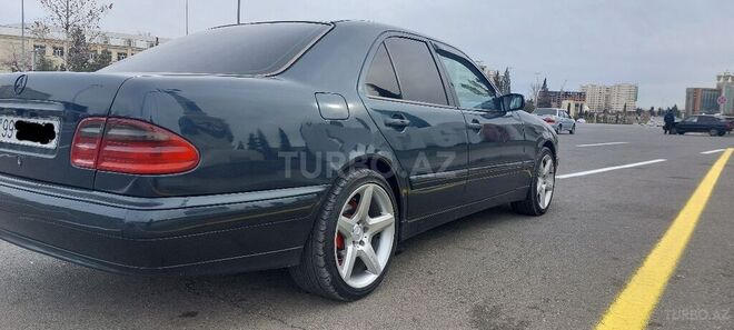 Mercedes E 240 2000, 463,539 km - 2.6 l - Gəncə
