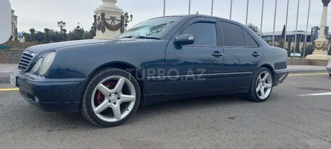 Mercedes E 240 2000, 463,539 km - 2.6 l - Gəncə
