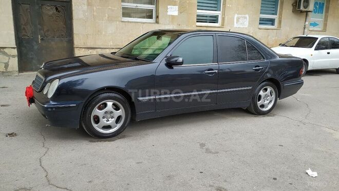 Mercedes E 270 1999, 405,834 km - 2.7 л - Bakı