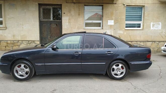 Mercedes E 270 1999, 405,834 km - 2.7 л - Bakı