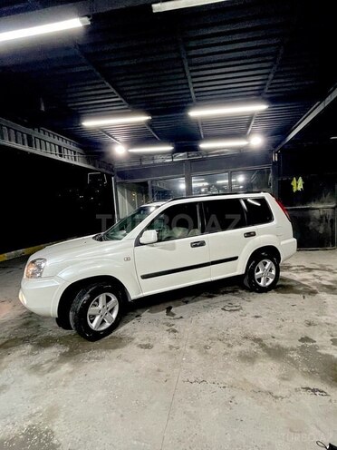 Nissan X-Trail 2010, 195,000 km - 2.5 l - Bakı