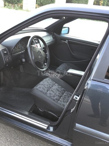 Mercedes C 180 1999, 220,000 km - 1.8 l - Gəncə