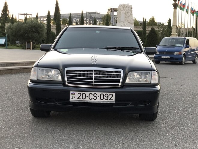 Mercedes C 180 1999, 220,000 km - 1.8 l - Gəncə