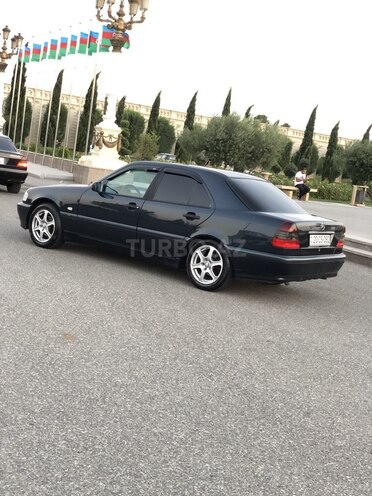Mercedes C 180 1999, 220,000 km - 1.8 l - Gəncə
