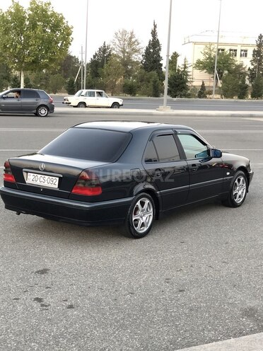 Mercedes C 180 1999, 220,000 km - 1.8 l - Gəncə
