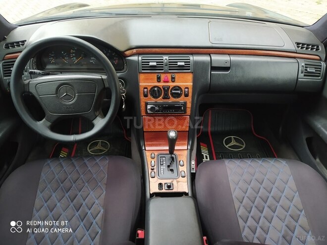 Mercedes E 230 1997, 285,000 km - 2.3 л - Sumqayıt
