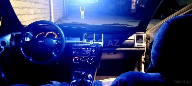 Opel Vectra 1997, 357,000 km - 2.0 l - Bakı