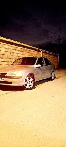 Opel Vectra 1997, 357,000 km - 2.0 l - Bakı