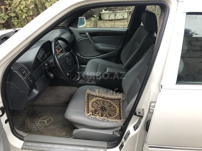 Mercedes C 230 1999, 370,000 km - 2.3 l - Bakı