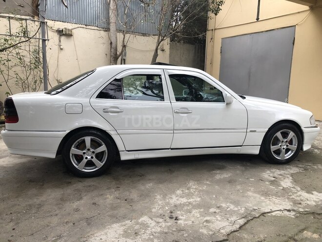 Mercedes C 230 1999, 370,000 km - 2.3 l - Bakı