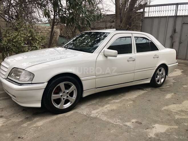 Mercedes C 230 1999, 370,000 km - 2.3 l - Bakı