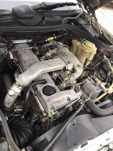 Mercedes E 250 1995, 419,000 km - 2.5 л - Bakı