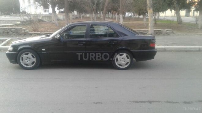 Mercedes C 180 1998, 390,000 km - 1.8 l - Gəncə