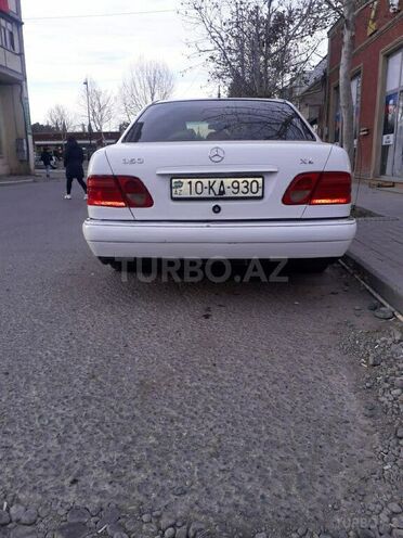 Mercedes E 230 1996, 575,600 km - 2.3 л - Gəncə