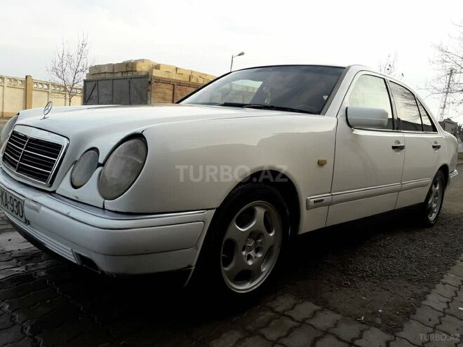 Mercedes E 230 1996, 575,600 km - 2.3 л - Gəncə