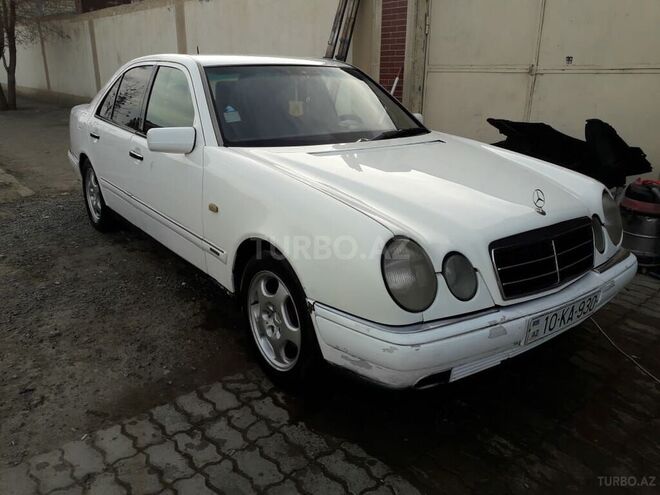 Mercedes E 230 1996, 575,600 km - 2.3 л - Gəncə