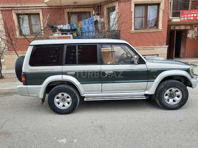 Mitsubishi Pajero 1994, 325,000 km - 2.8 l - Bakı