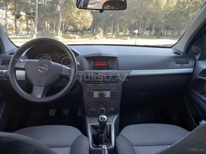 Opel Astra 2006, 221,000 km - 1.4 l - Bakı
