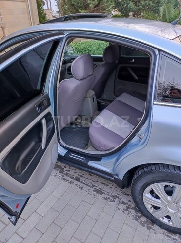 Volkswagen Passat 2002, 250,000 km - 2.0 l - Goranboy