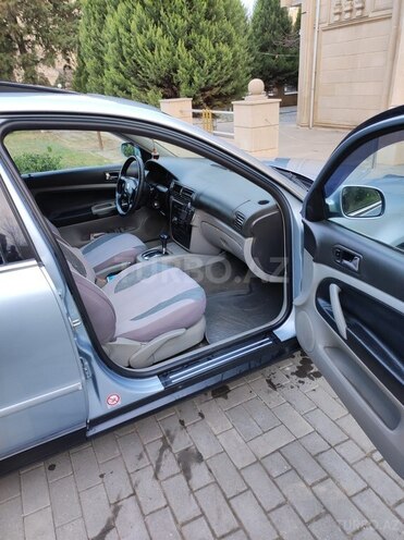Volkswagen Passat 2002, 250,000 km - 2.0 l - Goranboy
