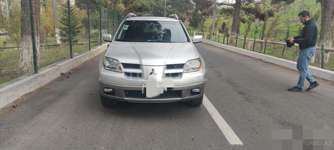 Mitsubishi Outlander 2002, 260,000 km - 2.4 l - Bakı