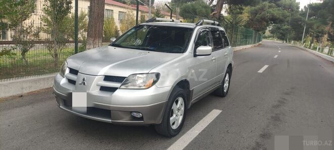 Mitsubishi Outlander 2002, 260,000 km - 2.4 l - Bakı