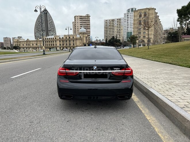 BMW 740 2018, 107,000 km - 3.0 l - Bakı