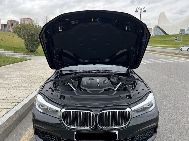 BMW 740 2018, 107,000 km - 3.0 l - Bakı