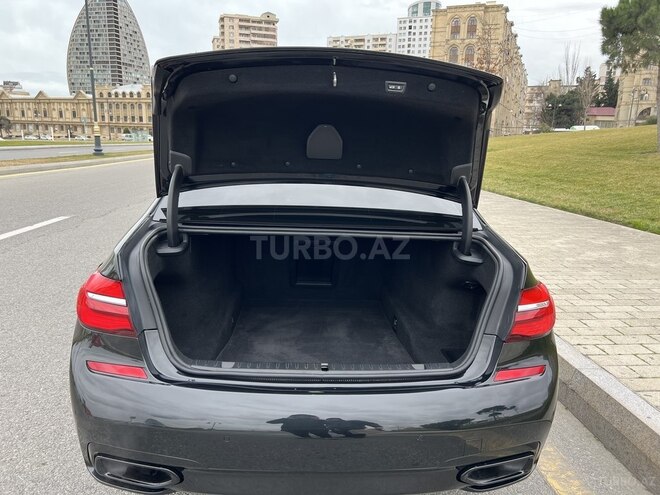 BMW 740 2018, 107,000 km - 3.0 l - Bakı
