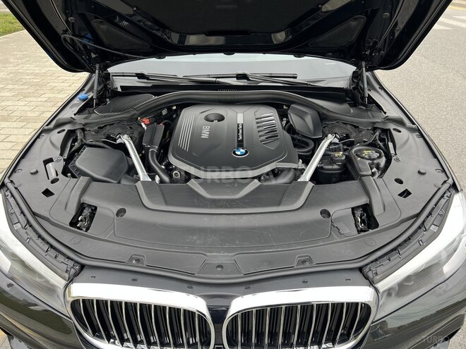 BMW 740 2018, 107,000 km - 3.0 l - Bakı