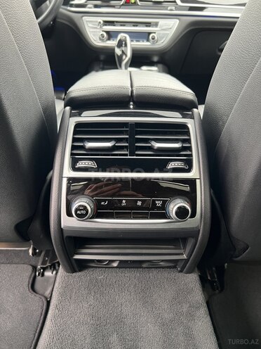 BMW 740 2018, 107,000 km - 3.0 l - Bakı