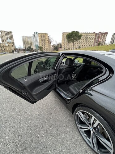 BMW 740 2018, 107,000 km - 3.0 l - Bakı