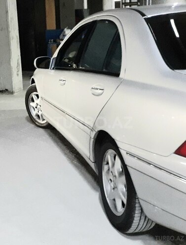 Mercedes C 200 2000, 287,000 km - 2.0 l - Bakı