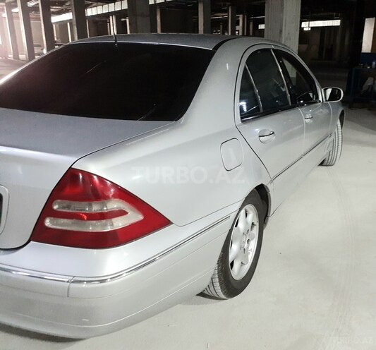 Mercedes C 200 2000, 287,000 km - 2.0 l - Bakı