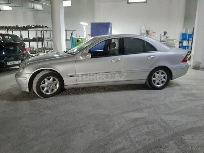 Mercedes C 200 2000, 287,000 km - 2.0 l - Bakı