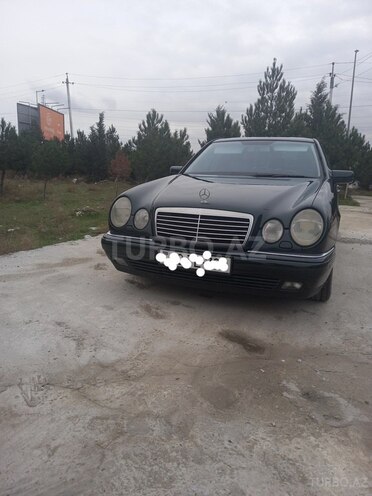 Mercedes E 240 1998, 332,000 km - 2.4 л - Bakı