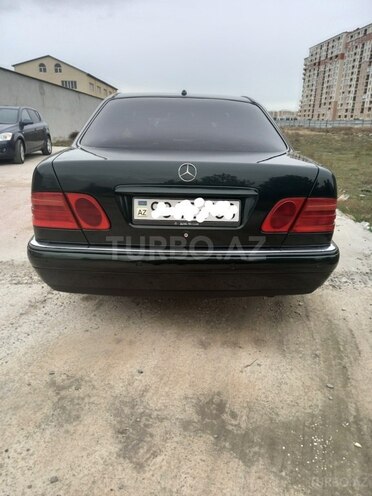 Mercedes E 240 1998, 332,000 km - 2.4 л - Bakı