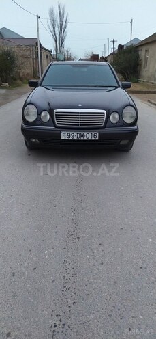 Mercedes E 220 1999, 348,438 km - 2.2 l - Bakı