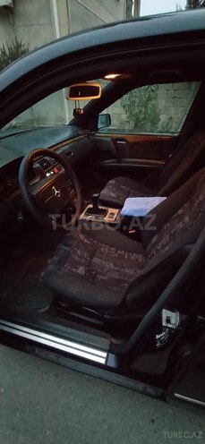 Mercedes E 220 1999, 348,438 km - 2.2 l - Bakı