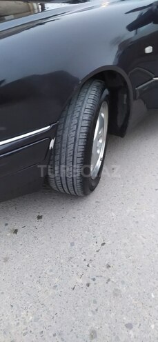 Mercedes E 220 1999, 348,438 km - 2.2 l - Bakı