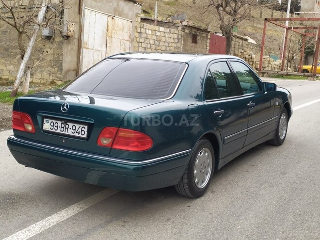 Mercedes E 230 1997, 297,956 km - 2.3 l - Bakı
