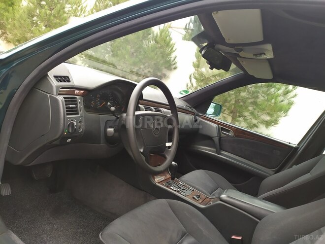 Mercedes E 230 1997, 297,956 km - 2.3 l - Bakı