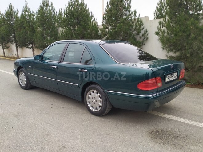 Mercedes E 230 1997, 297,956 km - 2.3 l - Bakı